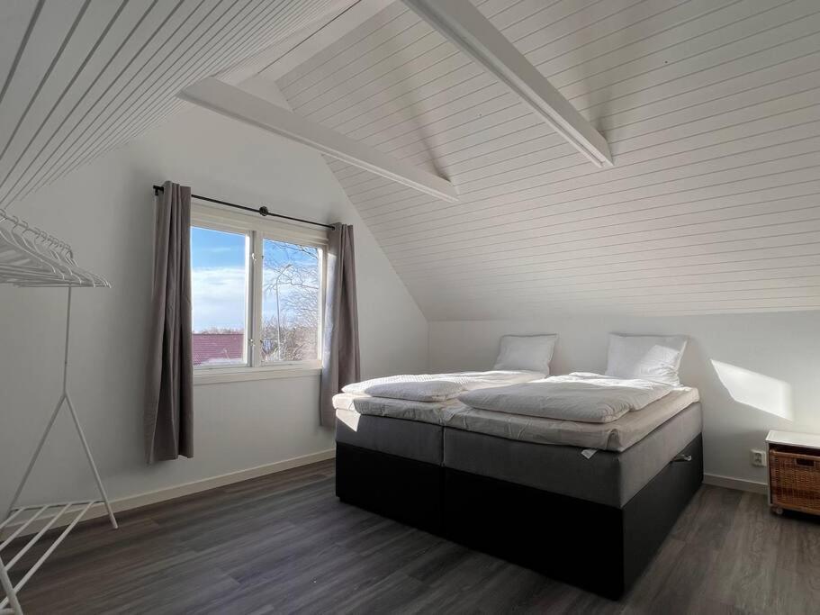 Lantlig Villa I Ljungbyhed Esterno foto